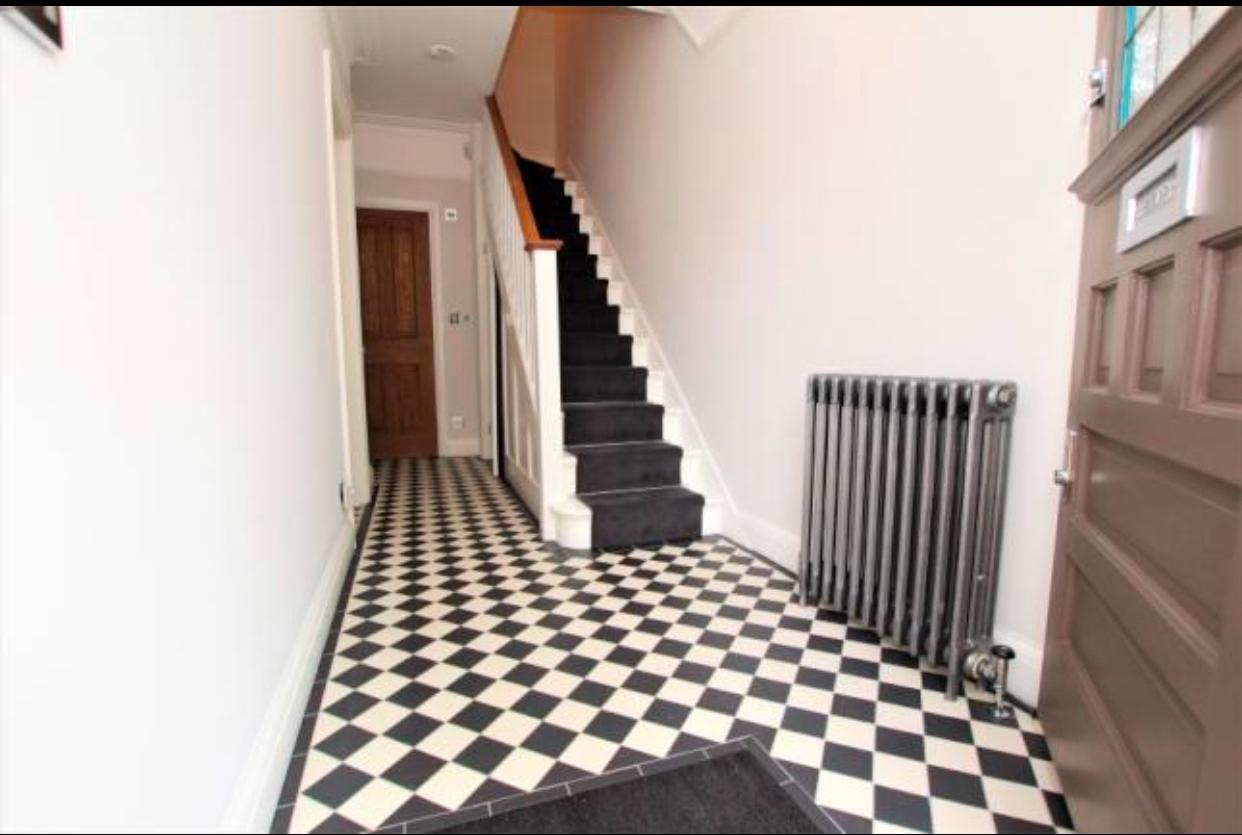 Image gallery image